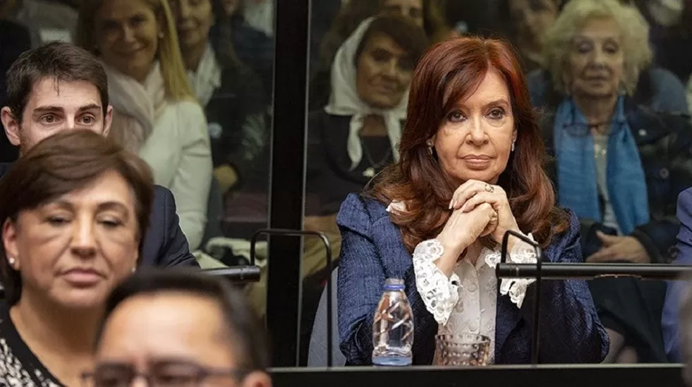 CRISTINA FERNÁNDEZ DE KIRCHNER. 