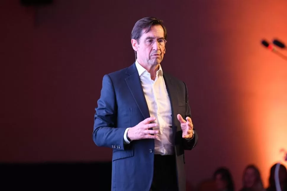 MIRADA. “Una de las capacidades más importantes que tenemos que desarrollar es la de confiar en nosotros”.  