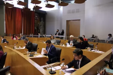 Concejales de Juntos por el Cambio: Usan las fundaciones con fines electorales