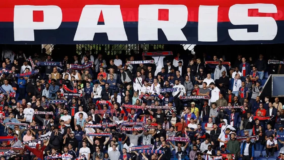 HINCHAS DEL PSG