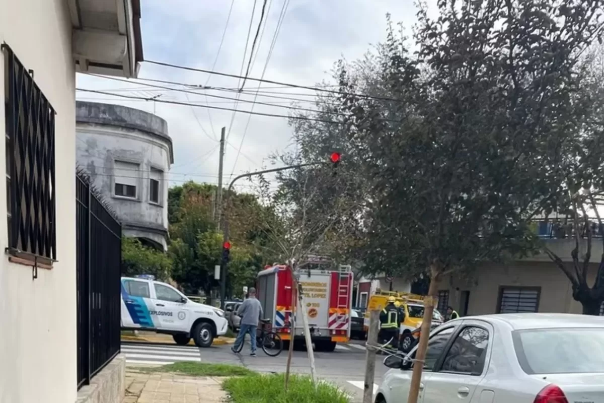 Detuvieron a un adolescente por enviar amenazas de bomba a más de 10 colegios en Buenos Aires