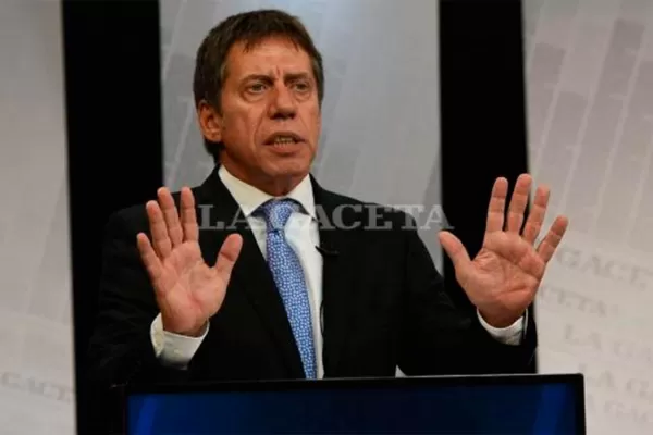 Bussi criticó la creación de 200 cargos estatales: “necesitamos un gobierno austero”