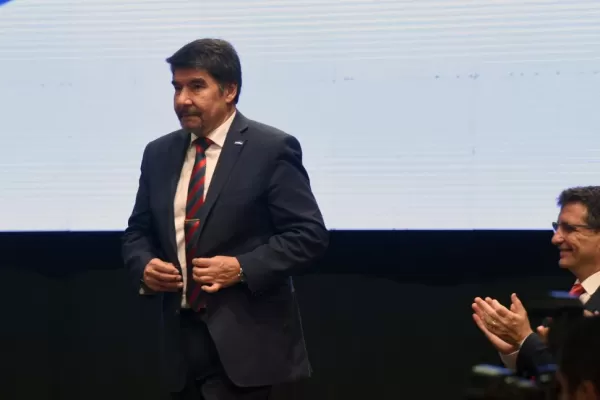 Miguel Acevedo, reemplazante de Manzur: de familia circense y años en la función pública con un bajo perfil