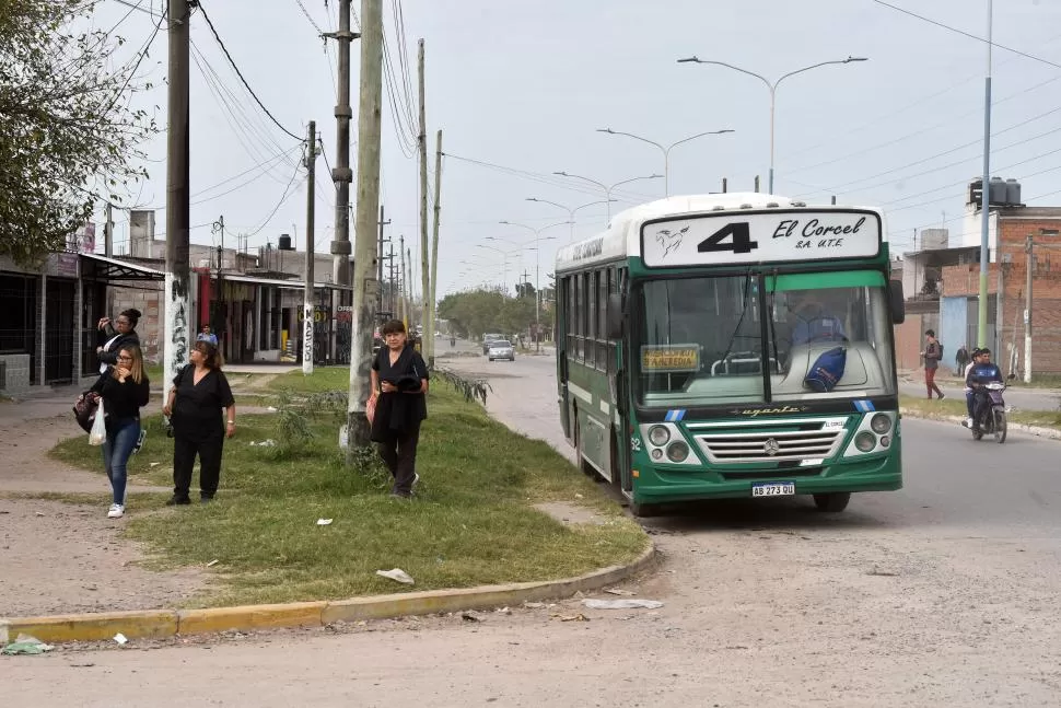 PAZ EN LAS CALLES. Los vecinos señalaron que los niños volvieron a jugar en las veredas del barrio.  