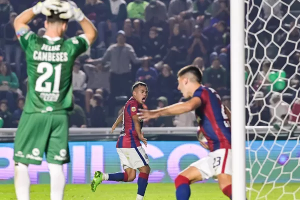 San Lorenzo le ganó de manera agónica a Banfield y quedó a cinco de River