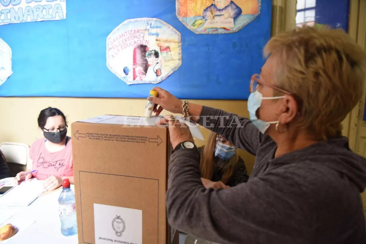 Elecciones, en vivo: los gobernadores de La Pampa y Tierra del Fuego están cerca de conseguir la reelección