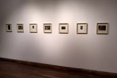 Los grabados que surgen de la oscuridad