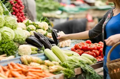 Argentina abre la importación de alimentos para frenar la suba de precios: ¿beneficiará a los tucumanos?