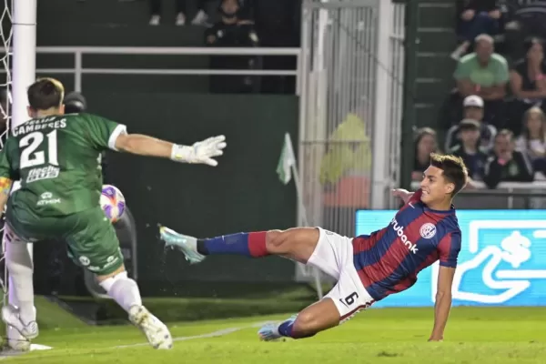 San Lorenzo le mete presión a River