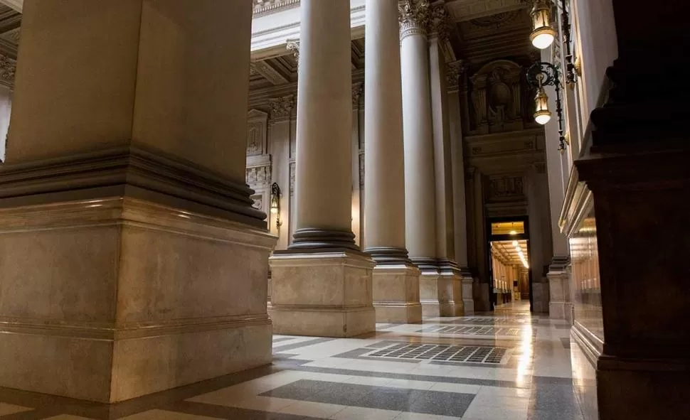 SEDE EN BUENOS AIRES. Los pasillos del Palacio de la Corte nacional. Poder Judicial de la nación