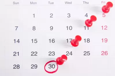 Fin de semana largo: ¿cómo se paga por trabajar los feriados del 25 y 26 de mayo?