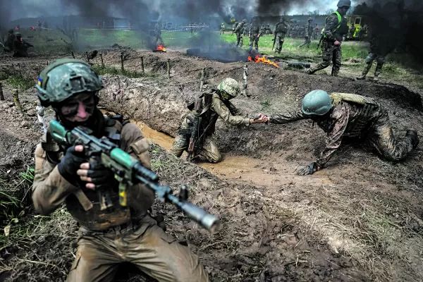 Una contraofensiva contra los rusos prepara Ucrania