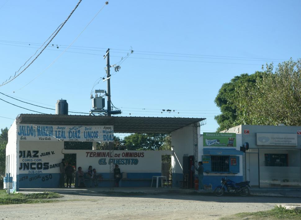 LUGAR DE ENCUENTRO. La terminal de ómnibus del pueblo. 