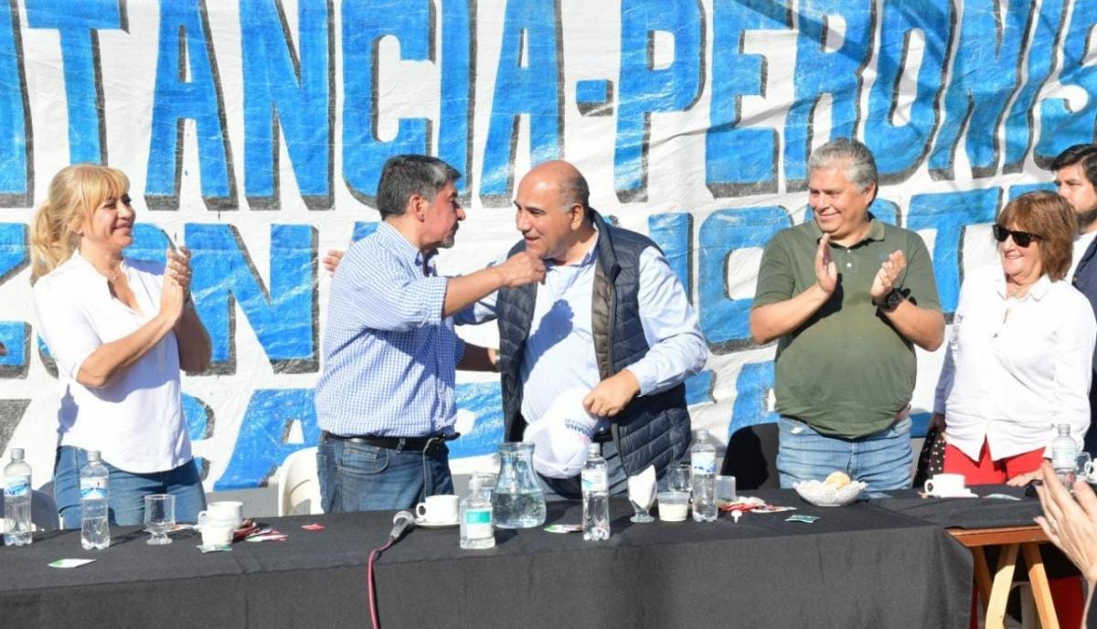 CAMPAÑA. Acevedo, con Manzur y Chahla