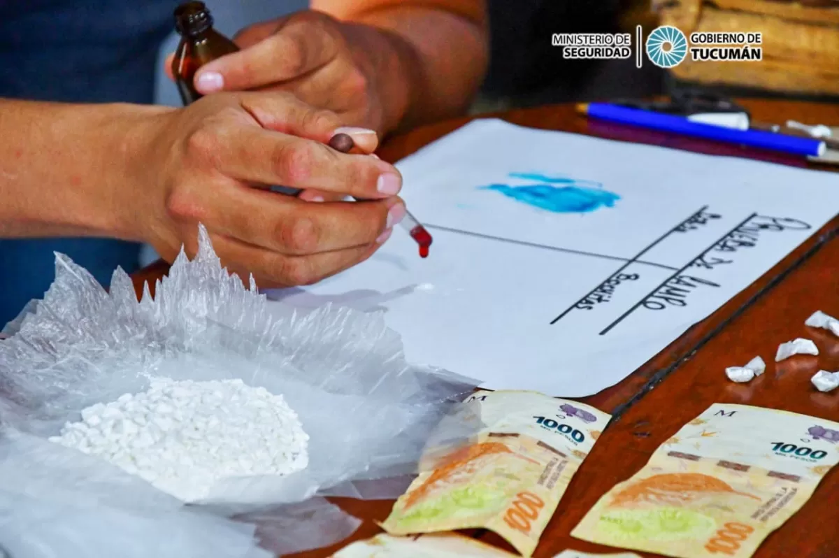 Secuestraron 250 dosis de cocaína y detuvieron a dos hermanos