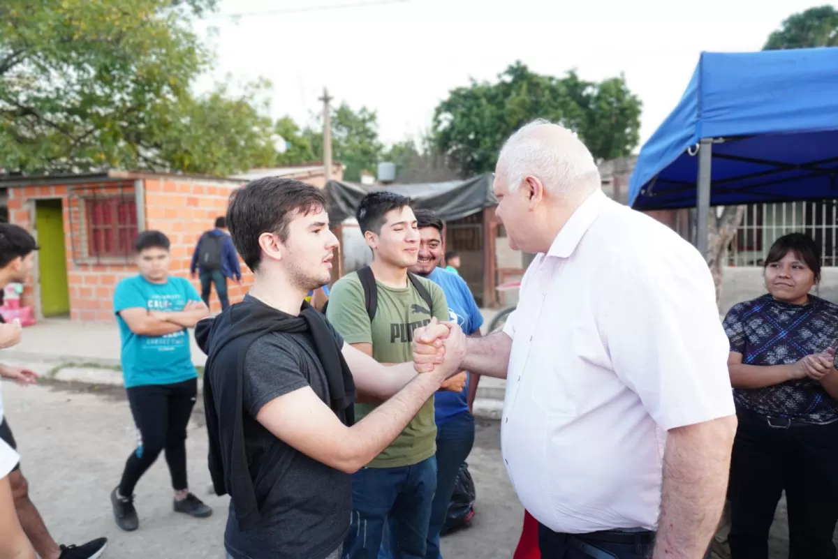 Masso en Tafí Viejo. Prensa