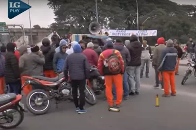 Operarios azucareros concretaron el paro en los ingenios por una mejora salarial