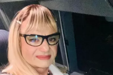 Pilota trans: Traniela Carle Campolieto comandó un vuelo en una línea aérea argentina y lo celebró en las redes