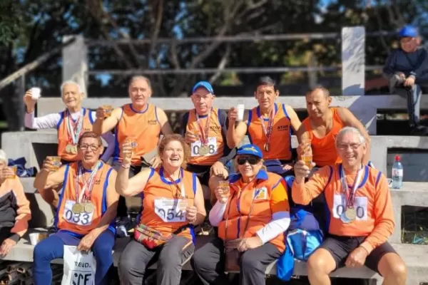Lluvia de medallas para los atletas másters
