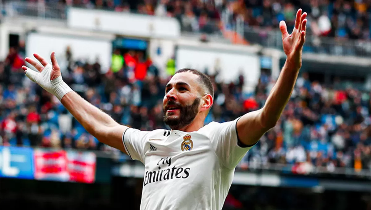 HISTÓRICO. Karim Benzema se retiró de Real Madrid como uno de sus máximos goleadores y con cinco Champions League debajo del brazo.