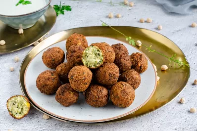 Qué es el falafel, la receta que Antonio de Masterchef le dedicó a Pampita