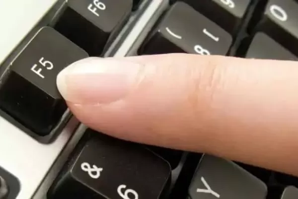 La política tucumana se mantiene en “modo F5”