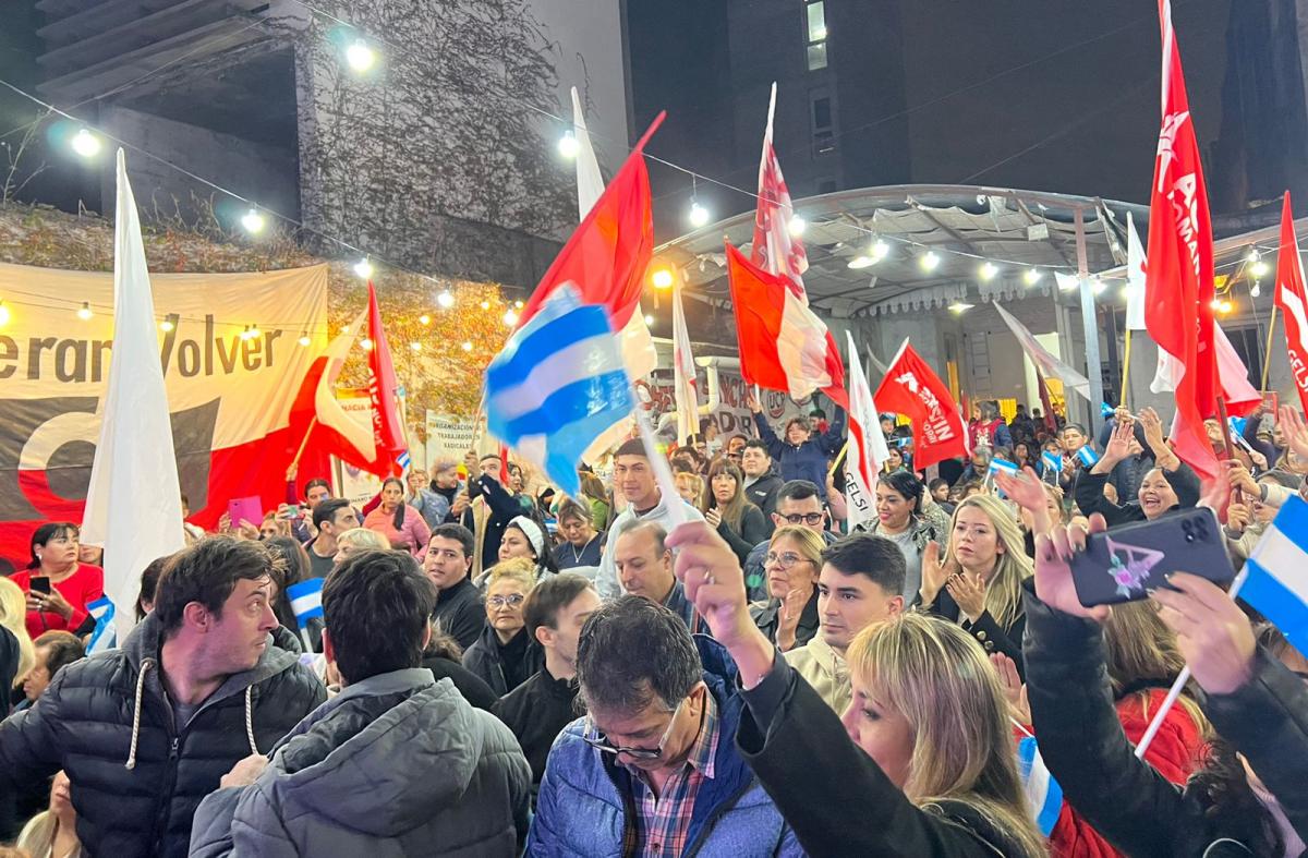 MILITANTES en el acto de la UCR