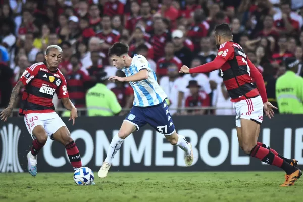 Racing perdió 2-1 ante Flamengo y puso en riesgo el liderazgo de su grupo en la Copa Libertadores