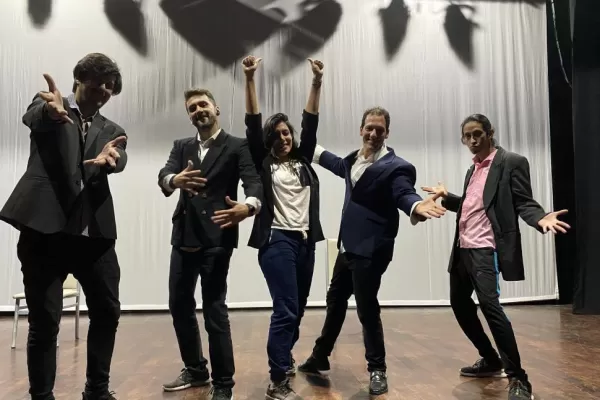 Llega un huracán de humor y emociones