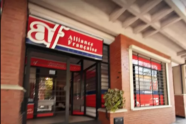 La Alianza Francesa soplará sus primeras 100 velitas