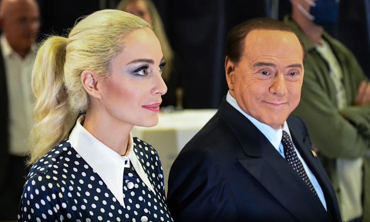 Su pasado, en fotos: una por una, las mujeres más importantes en la vida de Silvio Berlusconi