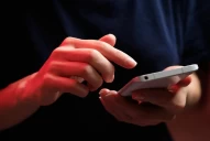 Alerta: la función del celular que deberás desactivar para evitar estafas y robo de información