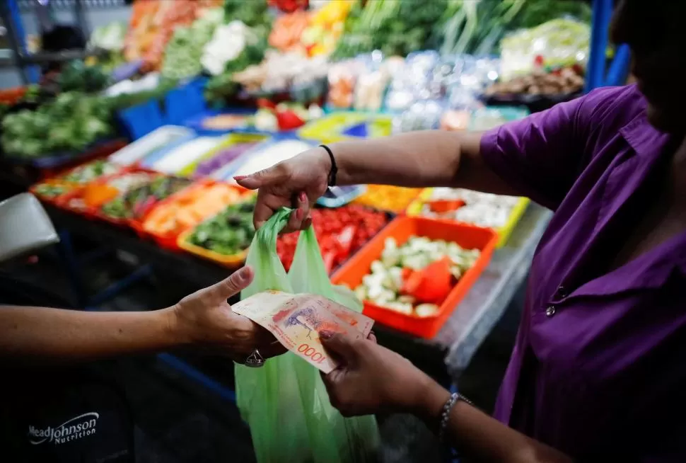 CONSUMO MASIVO. Los alimentos registraron una suba del 9,2%. 