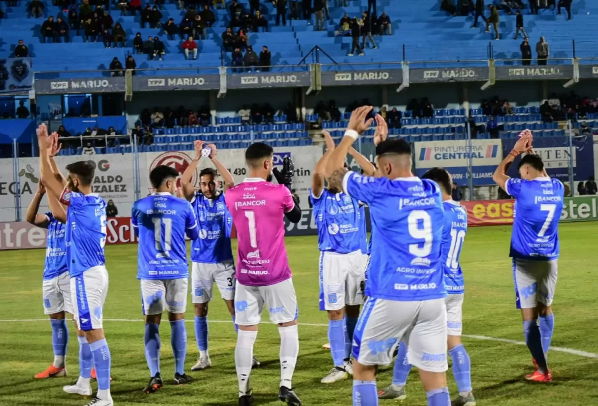 Estudiantes (RC) venció a Temperley y cortó una racha de cuatro encuentros sin ganar