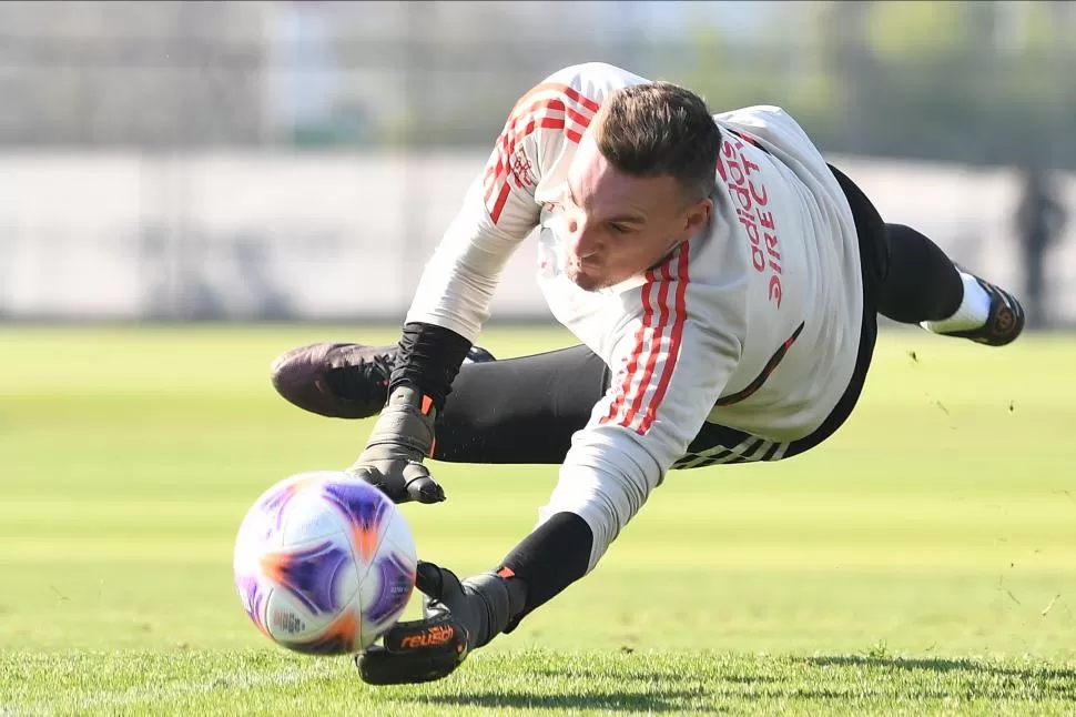 CONFIANZA. Armani trata de levantar el nivel después de los últimos partidos. River afronta un duelo clave esta noche. twitter @RiverPlate