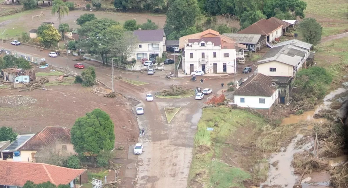 TRAGEDIA EN BRASIL. El huracán dejó al menos 11 muertos y 20 desaparecidos.