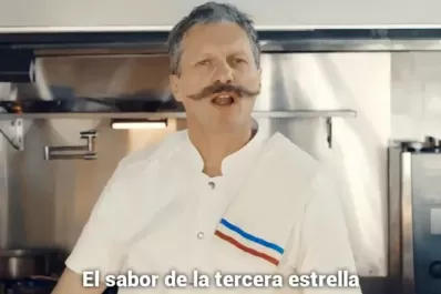 El menú de las tres estrellas, el original video para celebrar los seis meses del título en Qatar