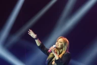 Karina demuestra por qué es la reina de la música tropical