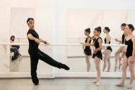 Clase de danza con Sergio Neglia