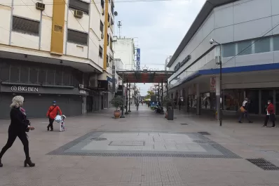 Sin bancos ni comercios en el microcentro y con servicios reducidos, así funcionará la ciudad durante el feriado XXL
