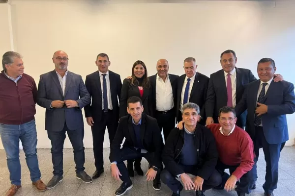 De Pedro y Manzur, la novela que filma Unión por la Patria