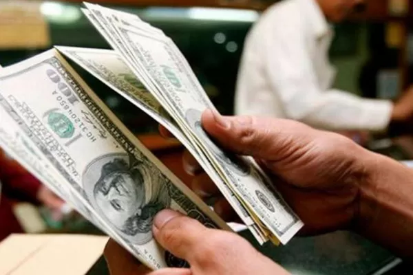 Comienza a crecer la presión sobre el dólar blue de cara a las PASO: a qué precio puede llegar