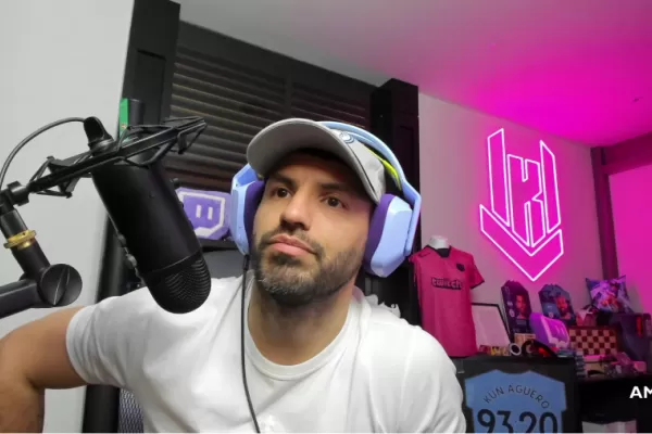 Video: el exabrupto en vivo del Kun Agüero con un streamer: “Cerrá el ort..., imbécil”