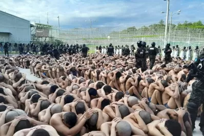 Cárceles con control militar: revuelta de reclusas en Honduras