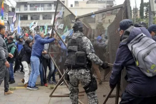 El Gobierno de la Nación denunció penalmente a Gerardo Morales por la represión en Jujuy