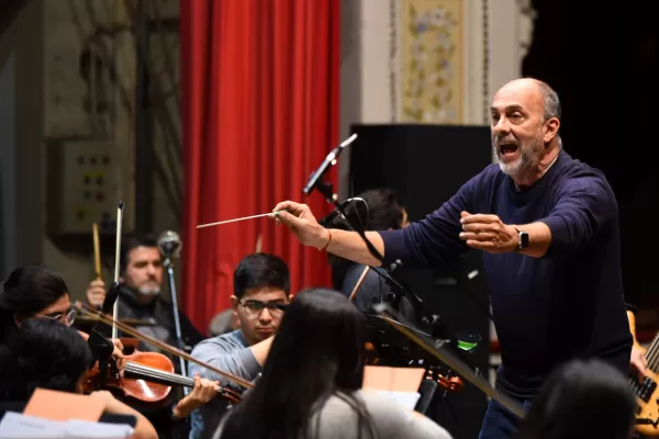 Todo listo para abrir el Julio Cultural Universitario