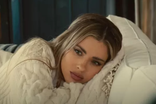 La “China” Suárez estrenó una canción con indirectas para Rusherking