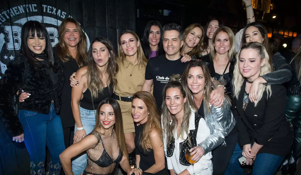 Ángel De Brito celebró sus 47 años con una mega fiesta