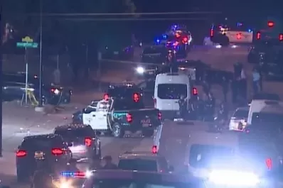 Tiroteo en Texas dejó al menos tres muertos y ocho heridos