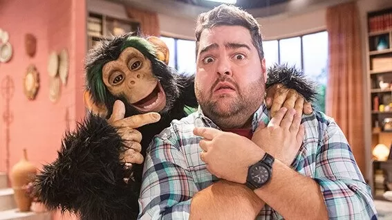 “C.H.U.E.C.O.” Darío Barassi protagoniza esta comedia sobre un chimpancé con una mente privilegiada. 